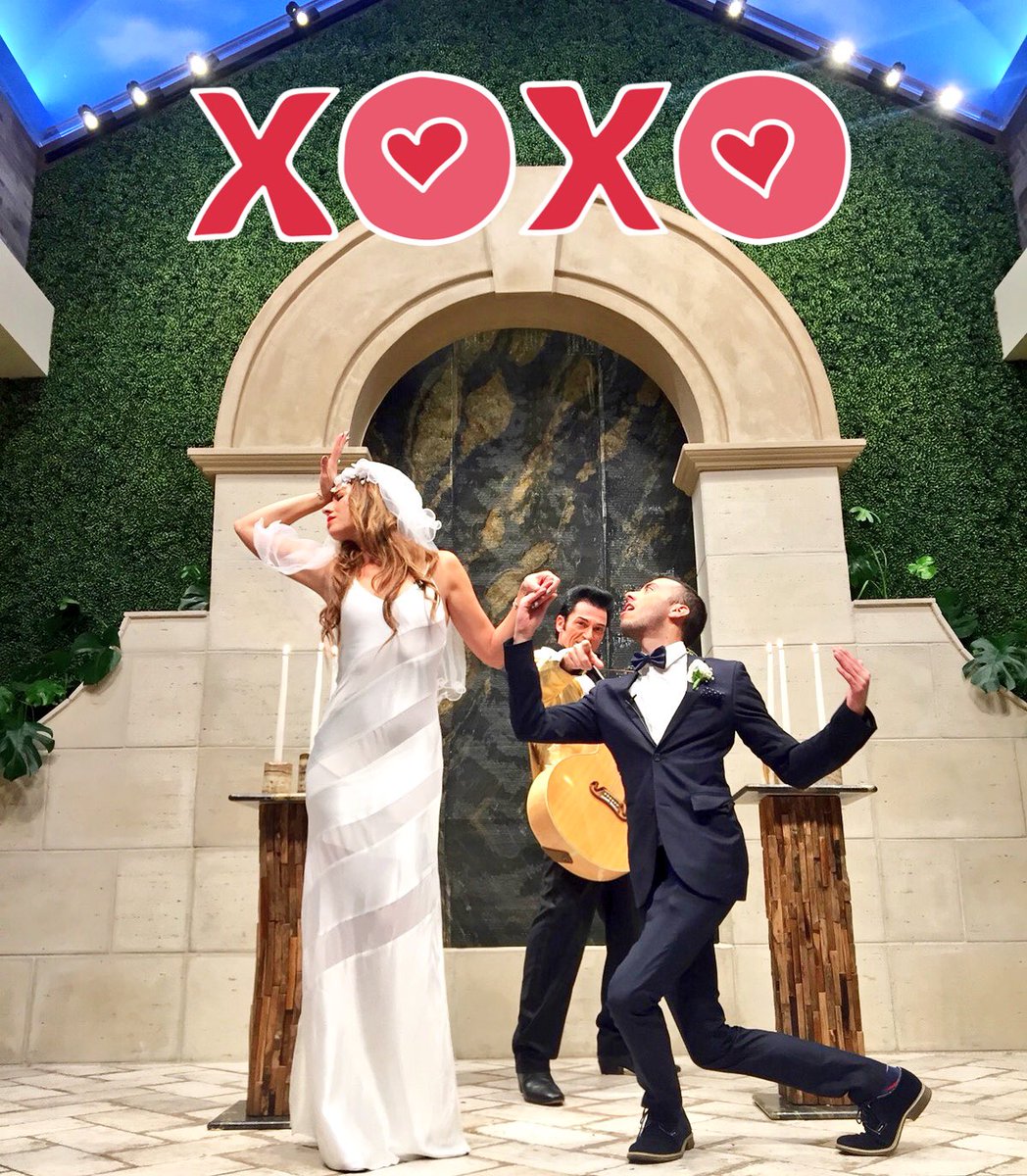 Fer 👰🏻 Diego 🤵🏻 Elvis🕺🏻 BODA‼️ Que está pasando en esta foto!! Entérate este Sábado en #LAnzateShow 2pm/1c por <a href="/Univision/">Univision</a> #Bodorrio 💍