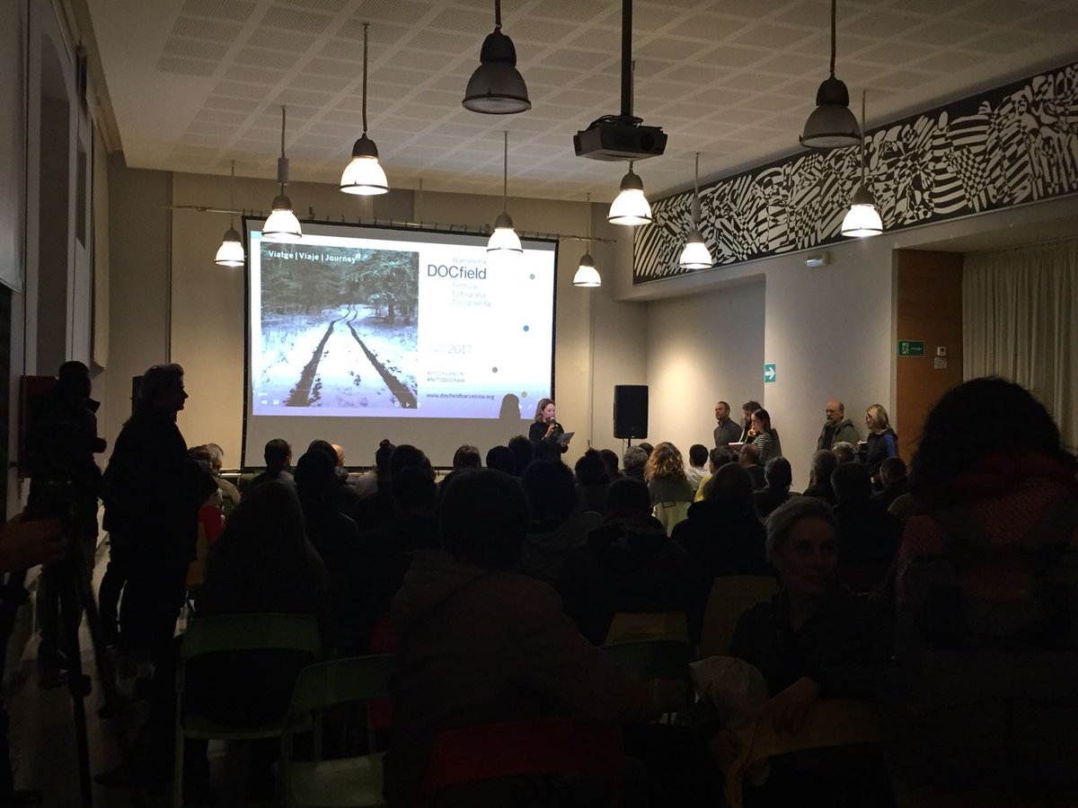 DOCfieldBCN's tweet photo. La #NITDOCfield ha començat! Coneixerem els projectes audiovisuals seleccionats per l'equip, a través dels quals descobrir la multiplicitat del #viatge. https://t.co/0h81tZ9T1U