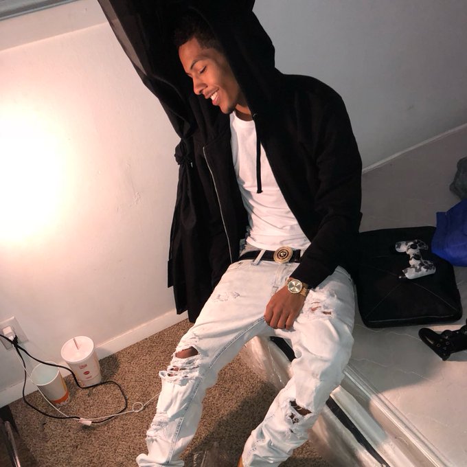 Watch CASH OUT💰💵's leaked NSFW photo on TwXstars