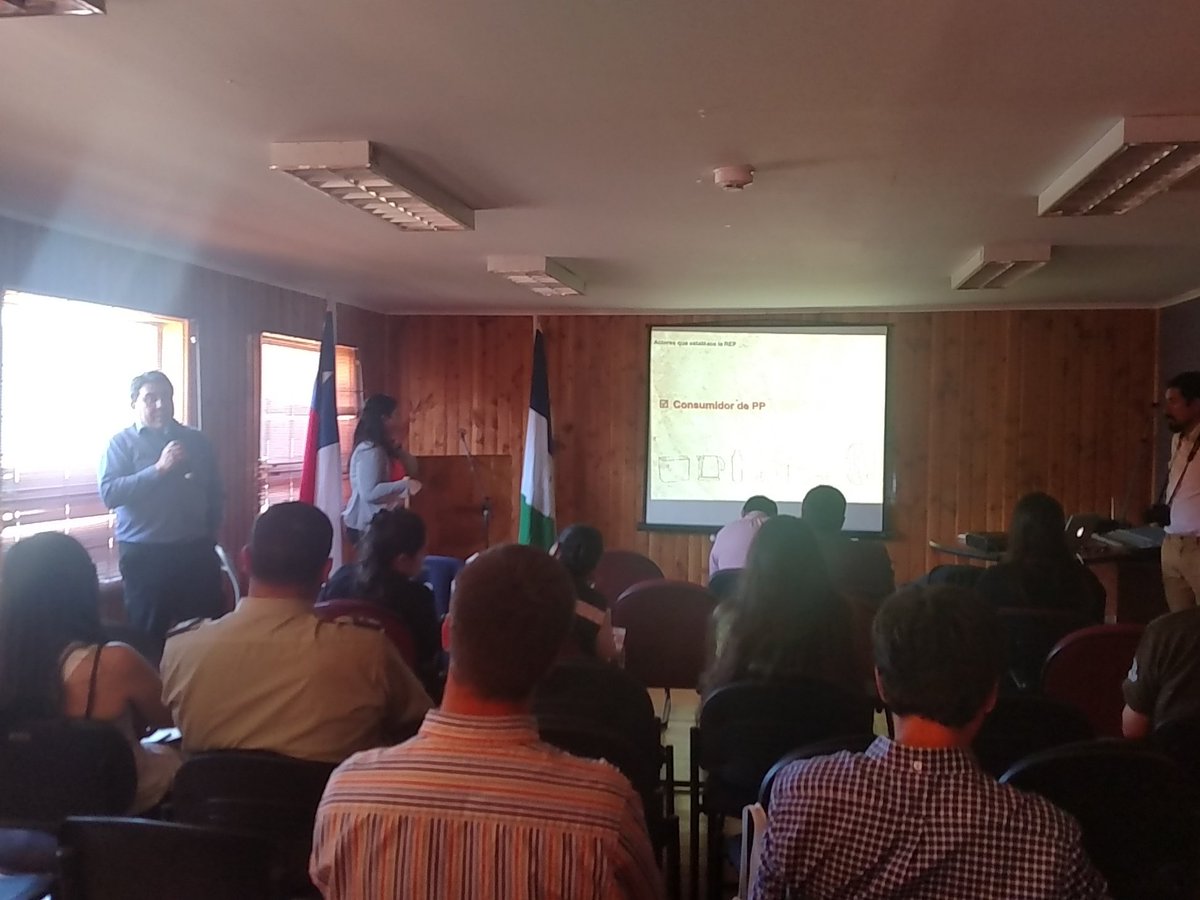 #AHORA se está desarrollando la "1° Jornada Comunal de Residuos en Palena" #MunicipalidadDePalena #XRegion