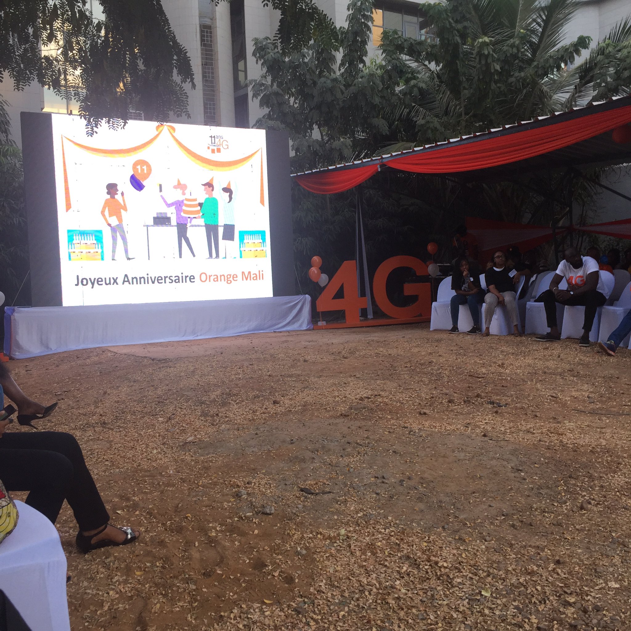 Aicha Toure Joyeux Anniversaire Orange Mali Anniversaire Place Sous Le Signe 4g Proudtobeorange Aicha Toure Joyeux Anniversaire Orange Mali Anniversaire Place Sous Le Signe 4g Proudtobeorange