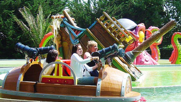 parkerlebnis's tweet image. Freizeit-Land Geiselwind lädt mit Neuheit 2018 zur Wasserschlacht ein parkerlebnis.de/freizeit-land-…