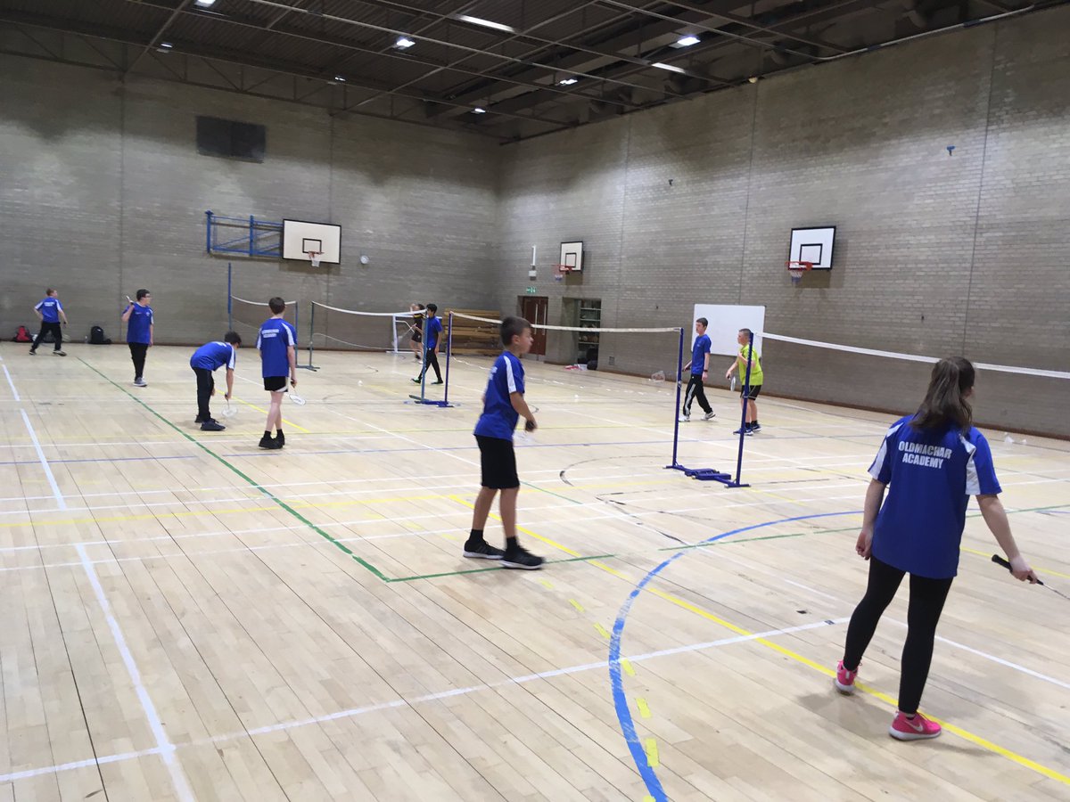 SBUGrampian's tweet photo. Well done to @oldmachar & @BucksburnPE for attending the @Active_Schools Badminton North Qualifiers after a crazy day of weather! Everyone put in great effort & will be looking forward to the finals in Dec! #Badminton #ActiveSchools #NorthQualifiers #Aberdeen https://t.co/uSOSJzGPn6