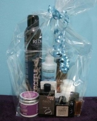 anniesalon1_'s tweet photo. 💥 Participa en nuestra Rifa!!
Canasta llena de prductos🛒 con un valor aprox. de $3,000.00 #redken #nashiargan #bakati #redkenformen #marcellcarre #olaplex #lashes 💇♀️💈💃
✔Rifa el 8 de Enero `18
✔Participas en cada servicio que tengas con nosotros. https://t.co/ik0cvJuSw5