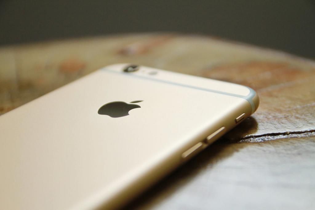 5 Photo Apps That Make Your #IPhone #Photos Look Like Film | <a href="/DigitalTrends/">Digital Trends</a> buff.ly/2Am6L9v