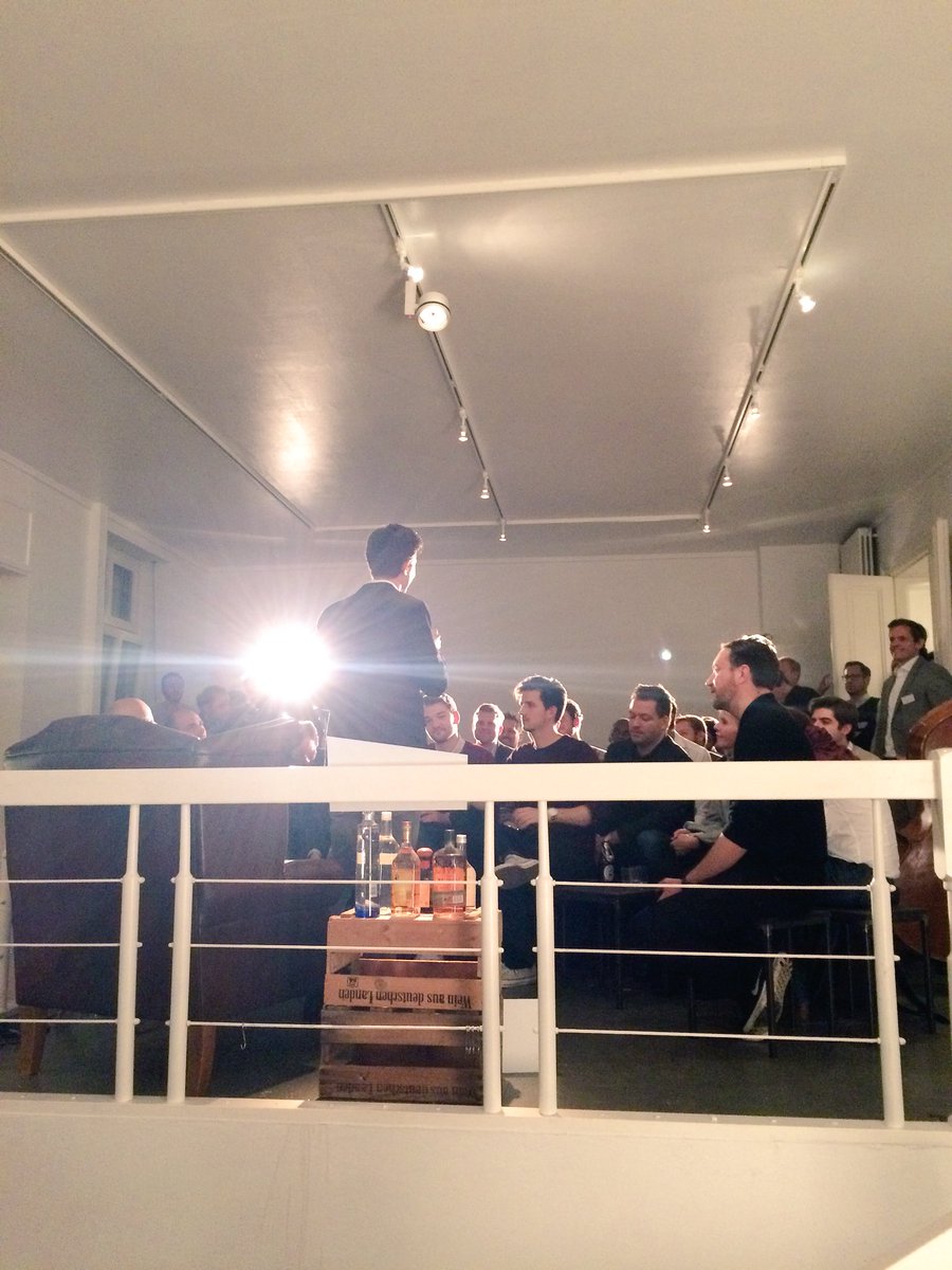 Es geht los! Let the show begin #maxunscripted