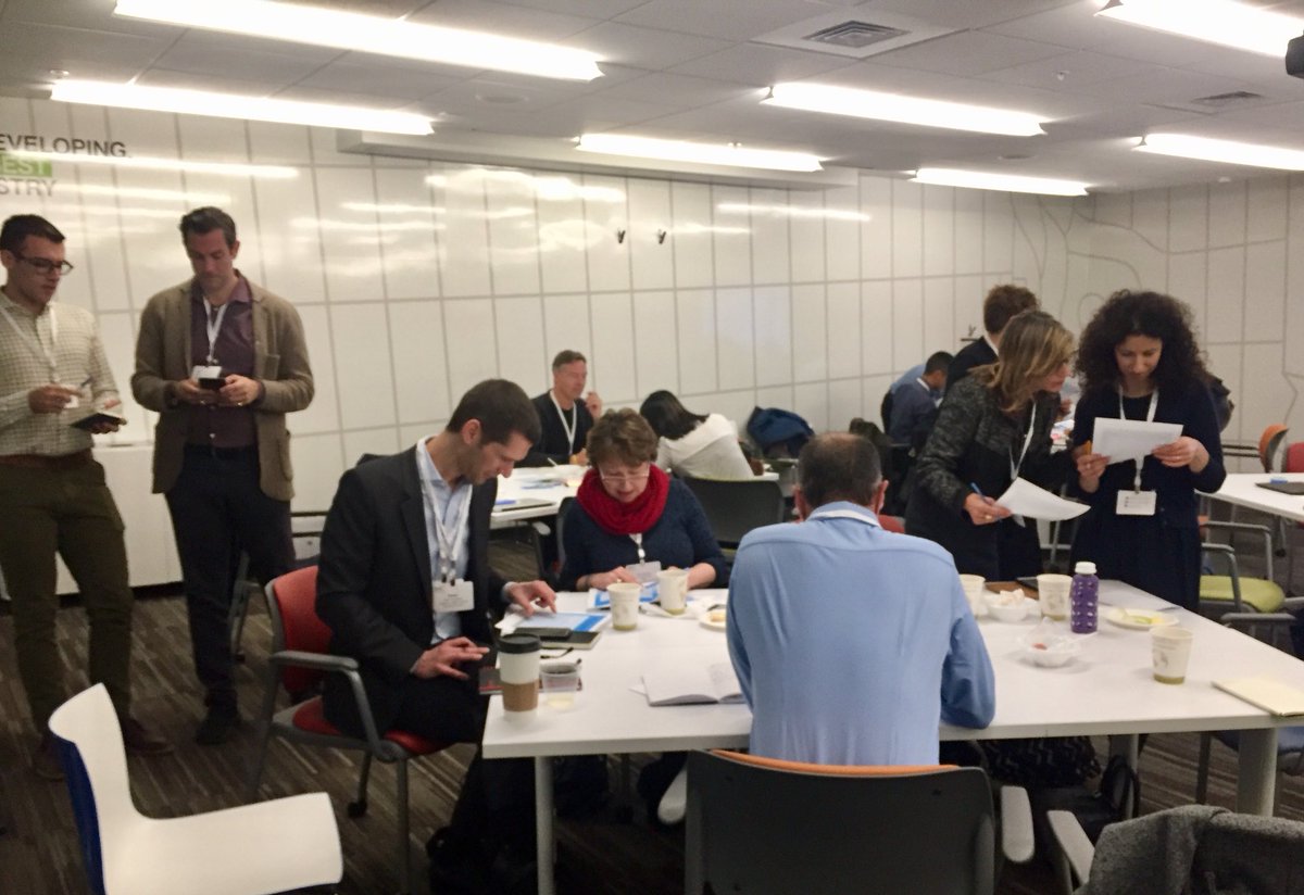 marisaguber's tweet image. Connections &amp;amp; collaboration abound at the #builtpositive SF workshop! Talking optimization for #safematerials #circulardesign powered by @C2Ccertified