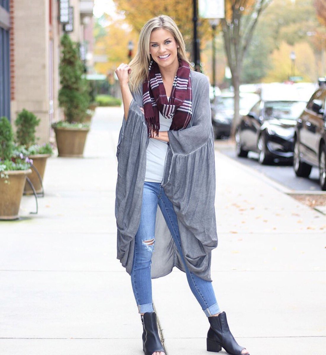 <a href="/LuxeAngel_/">Luxe Angel Boutique</a> 💙💙 We love your taste in #denim!