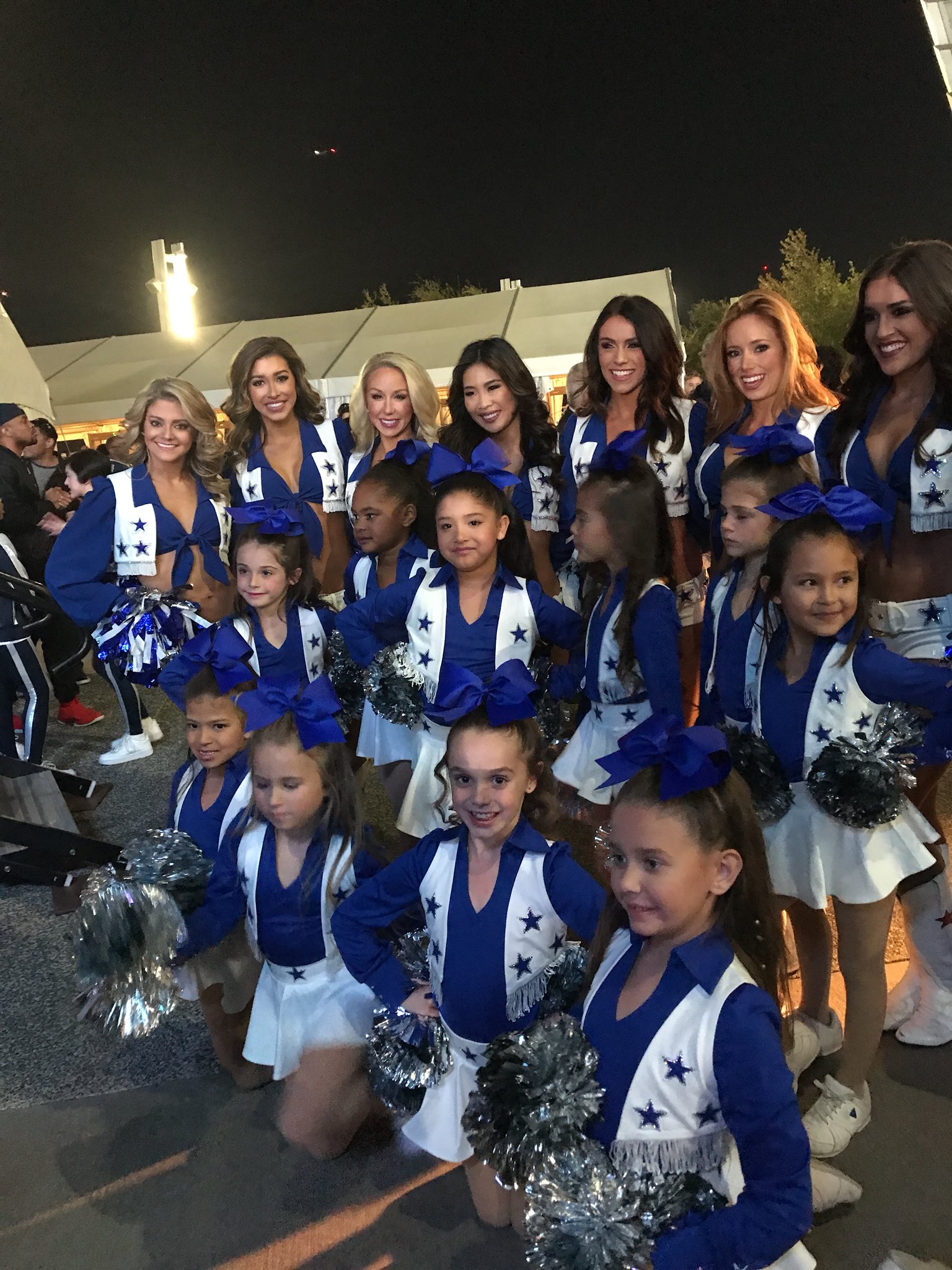Kelli Finglass on Twitter: "Junior DCC backstage with the