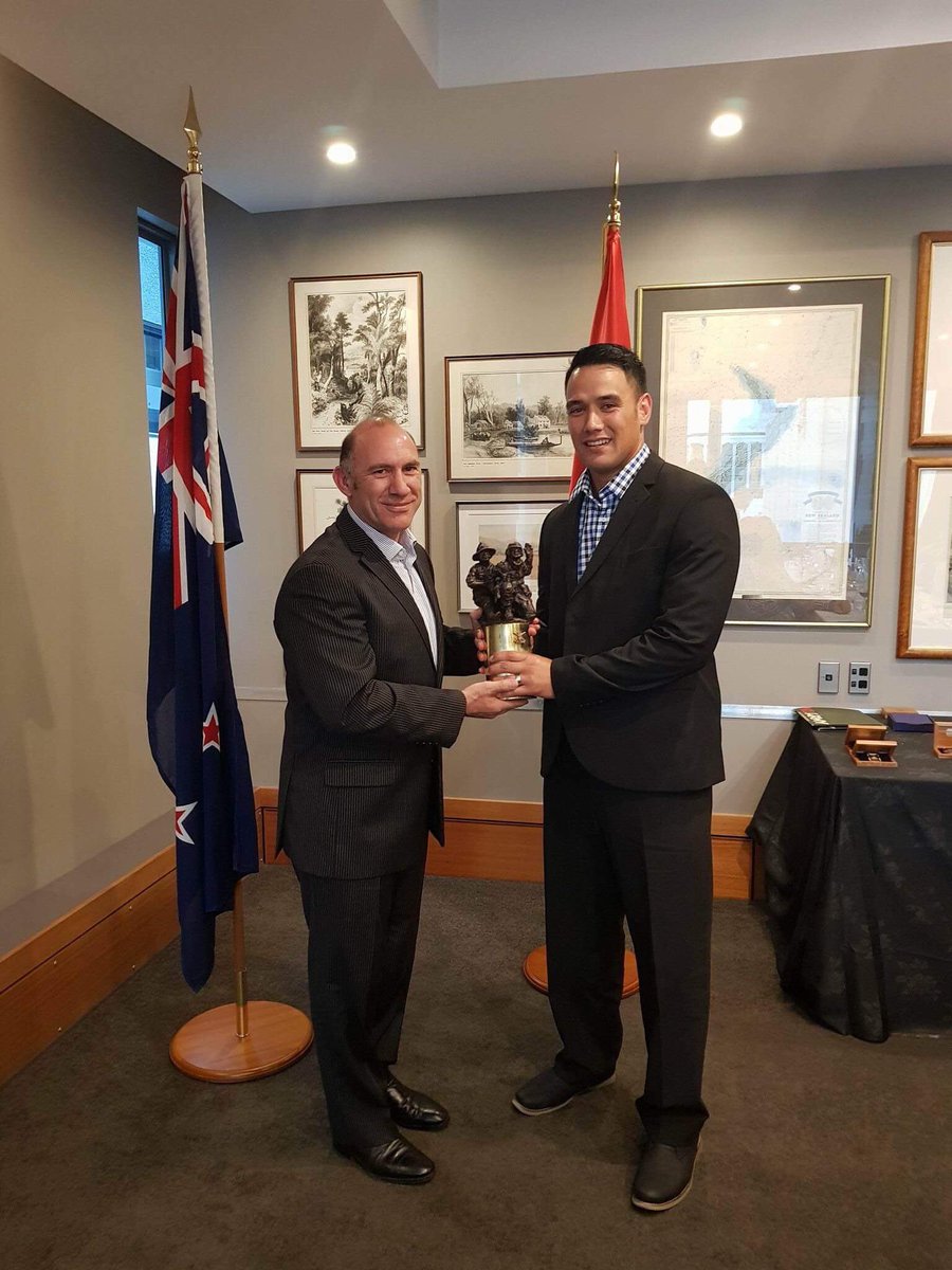 ray_kareko's tweet photo. NZ Army Soldier of the Year and instructor at Army Command School. Congrats SGT Jon Bailey👏👏
#championsdoextra #unitstrong
#serveproudlyleadwisely https://t.co/1Nltjrz7E3