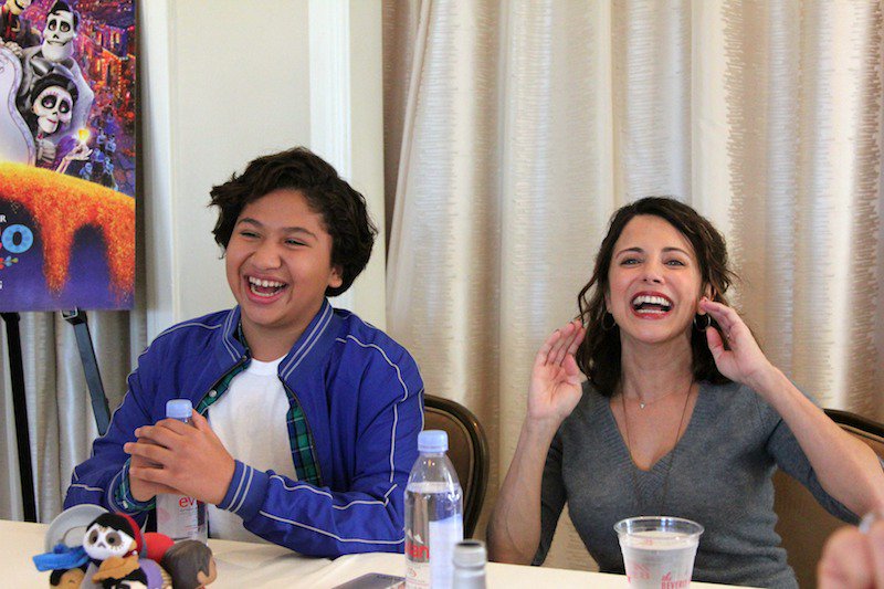 DiscoverSelf's tweet photo. Listen How Anthony Gonzalez, the voice behind Miguel in @DisneyPixar #COCO, Sings One of the Most Beautiful Songs in the Movie "Remember Me!" #PixarCocoEvent #PixarCoco #DisneyInterviews @AnthonyBGonzal https://t.co/pOnipDzv6J https://t.co/CT0XyOeU90