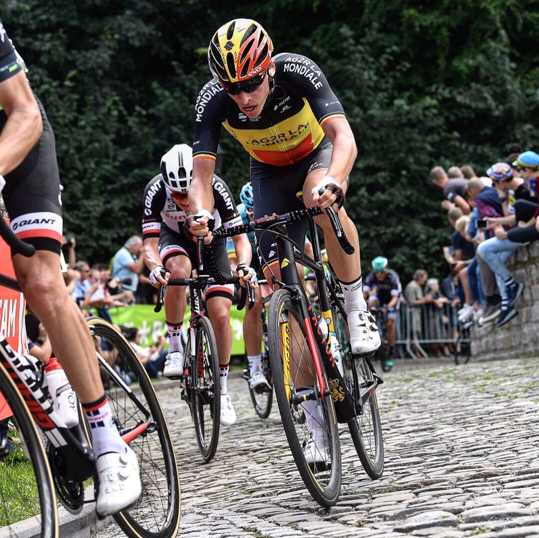 FactorBikes's tweet photo. BEYOND Tough - The Belgian Champ Oliver Naesen is a hard man, right at home on the cobbles. He has complete confidence smashing across the pave on his custom colour, but otherwise completely standard Factor O2. #factorisbeyond 📷@TDWsport https://t.co/ZrBPKZLKFE