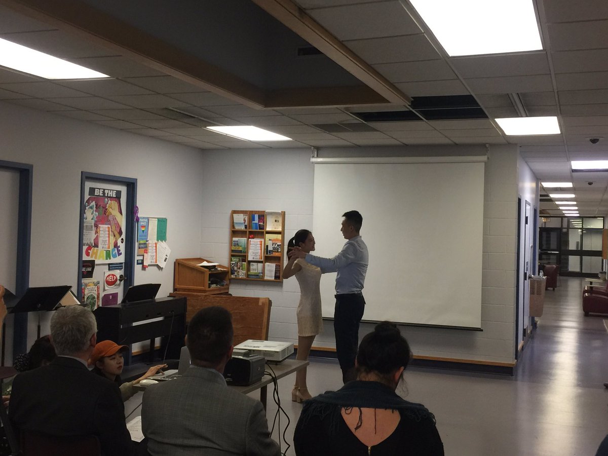 BeibeiXiang's tweet photo. Reciprocal Learning Program - Multicultural night at the Faculty of Education. Amazing performance! @RLPROGRAM https://t.co/zkgc9zbs9S