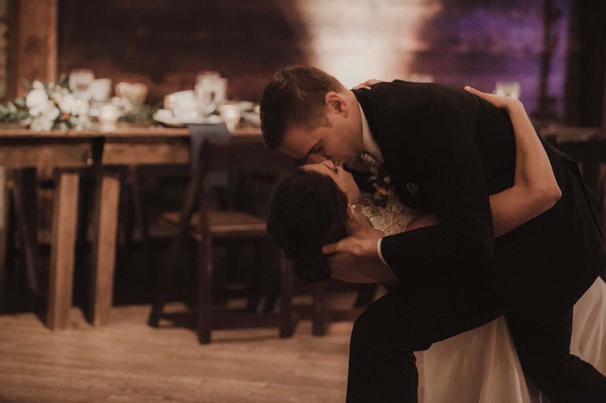 That dip 😍 | 📸: Katherine Joy Photography