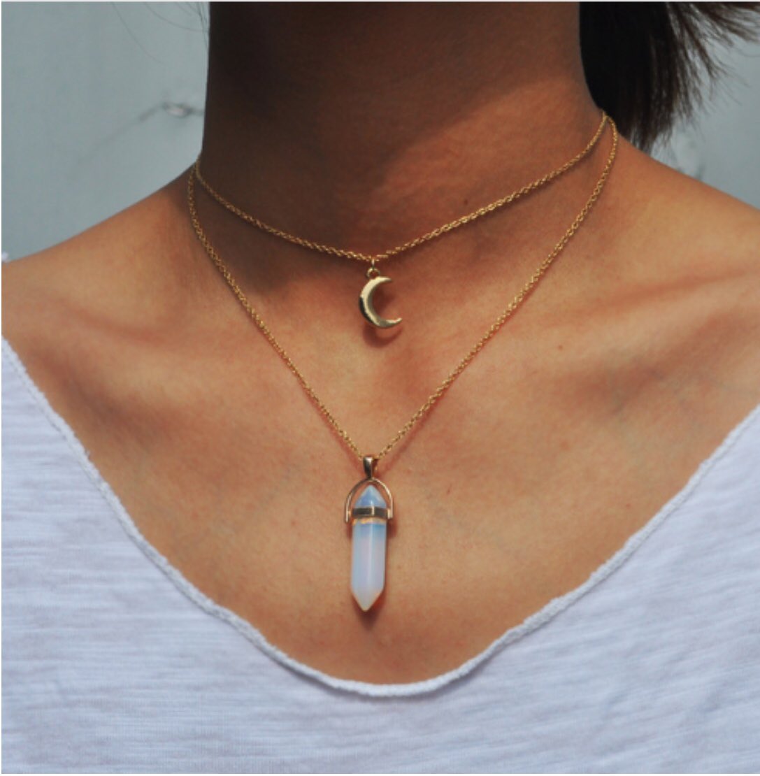 VybeGod's tweet image. Vybegod.com 🔮✨Beautiful opal choker necklace in stock😍😍

Shop now: