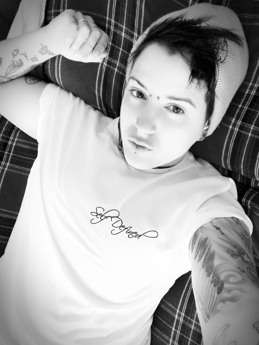 TheRealRiley0's tweet image. #flawless #selfdefined #bekind 

customidentityclothing.co.uk