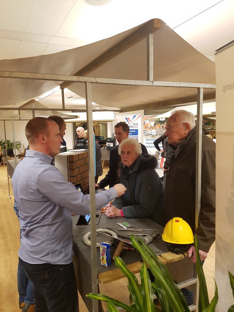 Takkenkamp Isolatie tweet media