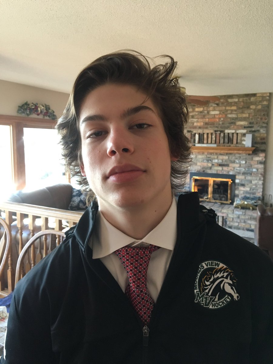 MVHSHockey's tweet photo. @c_drews24 is ready for the tilly tonight!!!  Are you??
#winners #scoreeasycellyhard #anotherstangsvictory https://t.co/WIgJtt91s8