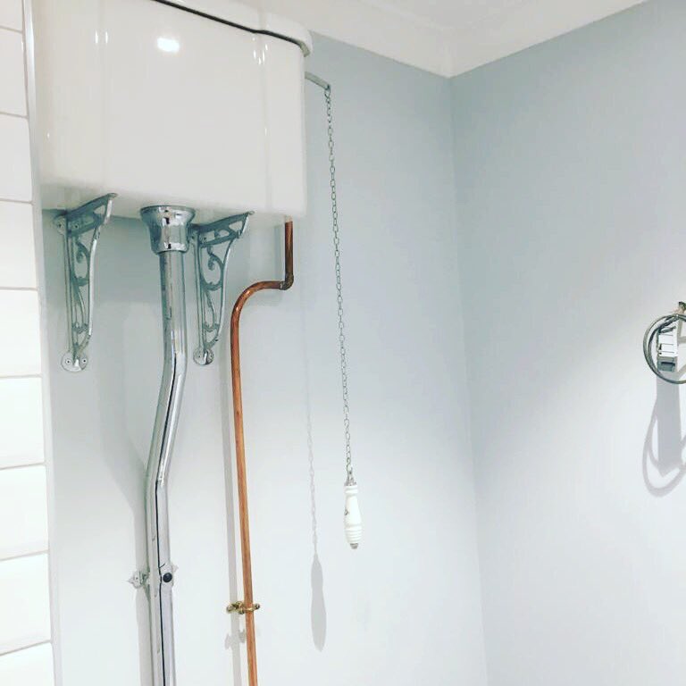 jpr_interiors's tweet photo. Classic look #dreambathroom https://t.co/Bx54Fai6De