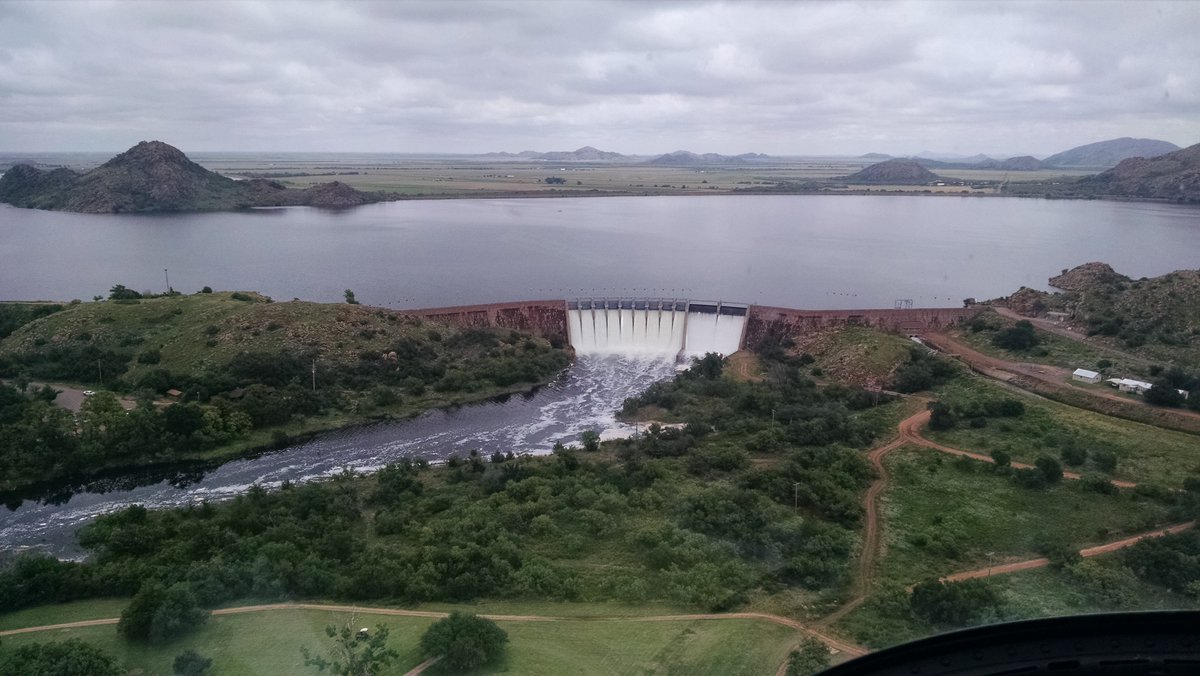 usbr's tweet photo. Welcome to the beginning of your week. Let’s kick off this Monday with your #DamOfTheWeek, the #AltusDam in our Great Plains Region. To learn more about this dam and other structures like it, visit our website at https://t.co/XZyZDJekkW. https://t.co/Kcuxrx5xVj