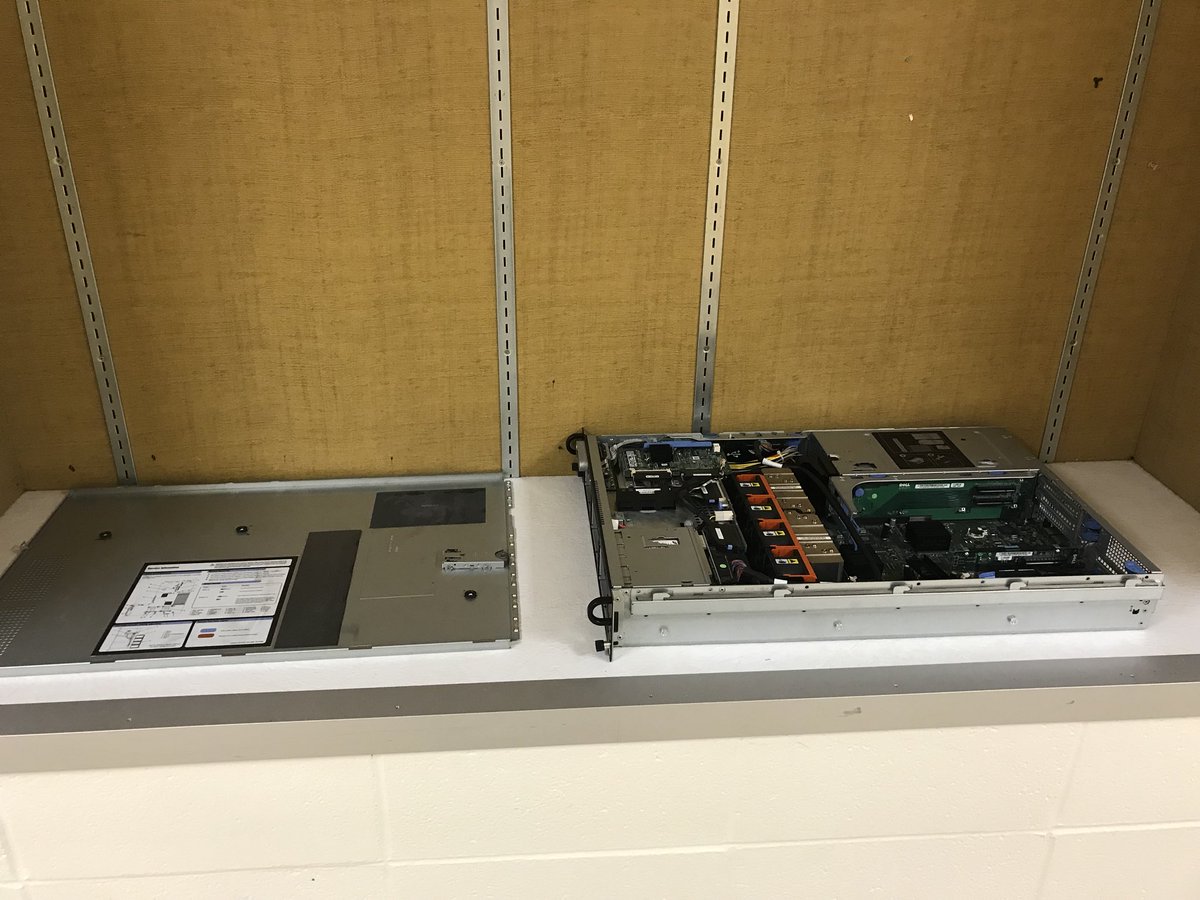 GlennGRobbins's tweet photo. New hallway/#IdeaStreet #Makerspace Challenge - Put a server together and make it run! Thx @alengman @WeismanCorey @Smith_D725 #TigerStrong https://t.co/tO1zFkhUdL