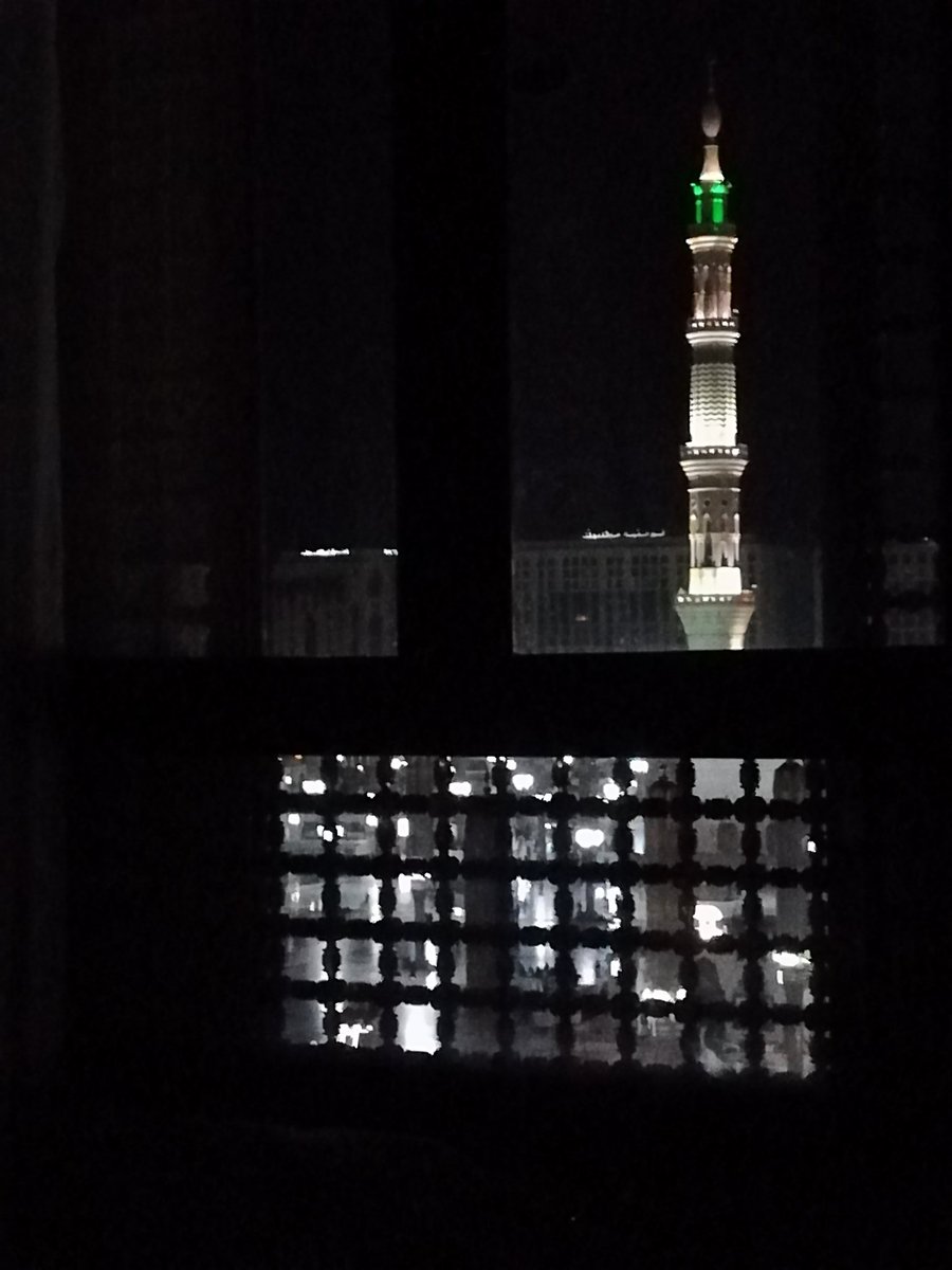 من شباك غرفتي....
صلي اللهم عليه وسلم