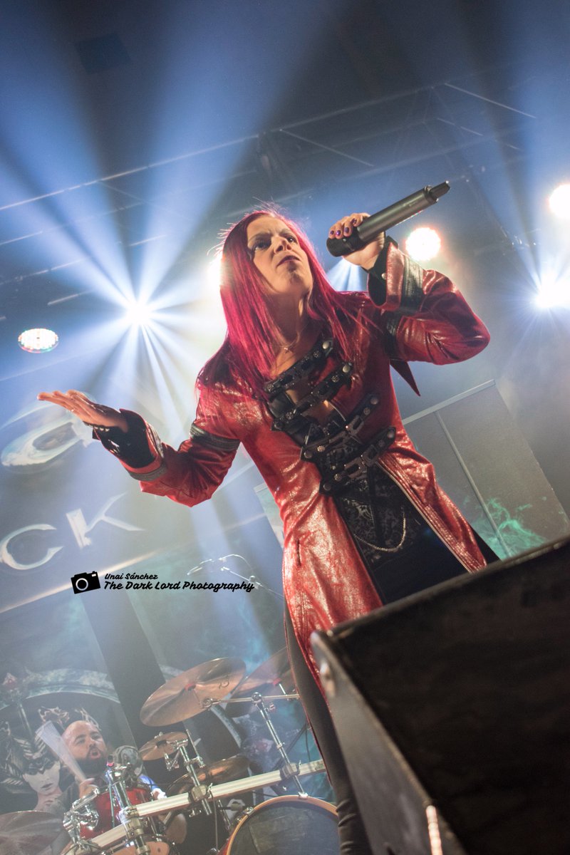 Heavy_Jaia's tweet photo. foto de @guadana_oficial en el #atalayarock de este año , en marzo los tendremos poniendo patas arriba nuestro festival 
#ARMAGEDDOMCOMICS
#DEMONSSHOP
#TXALUPACONCERTS
#THISISROCK
#BARTXIKI
#METALNORTE
#INFOROCK
#ROCKMUSIC
#TRAXX
#SALATUNK
#MPR https://t.co/igQlEJnn9g