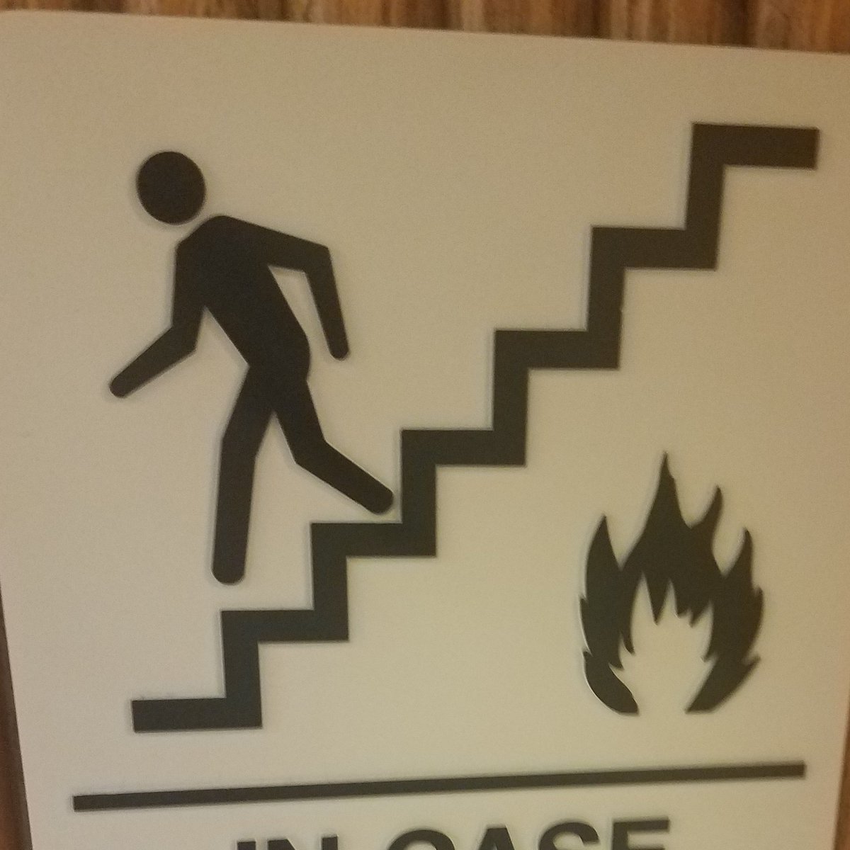 DNKL_Relarus's tweet photo. If you visit me at work FYI Use stairs in case of Saiyans 
#safety #stairs #saiyan #saiyans #dnkl #TeamEmmmmsie #lol #FYI #work #twitch #streamer #vegeta https://t.co/YHlEoIX9eK