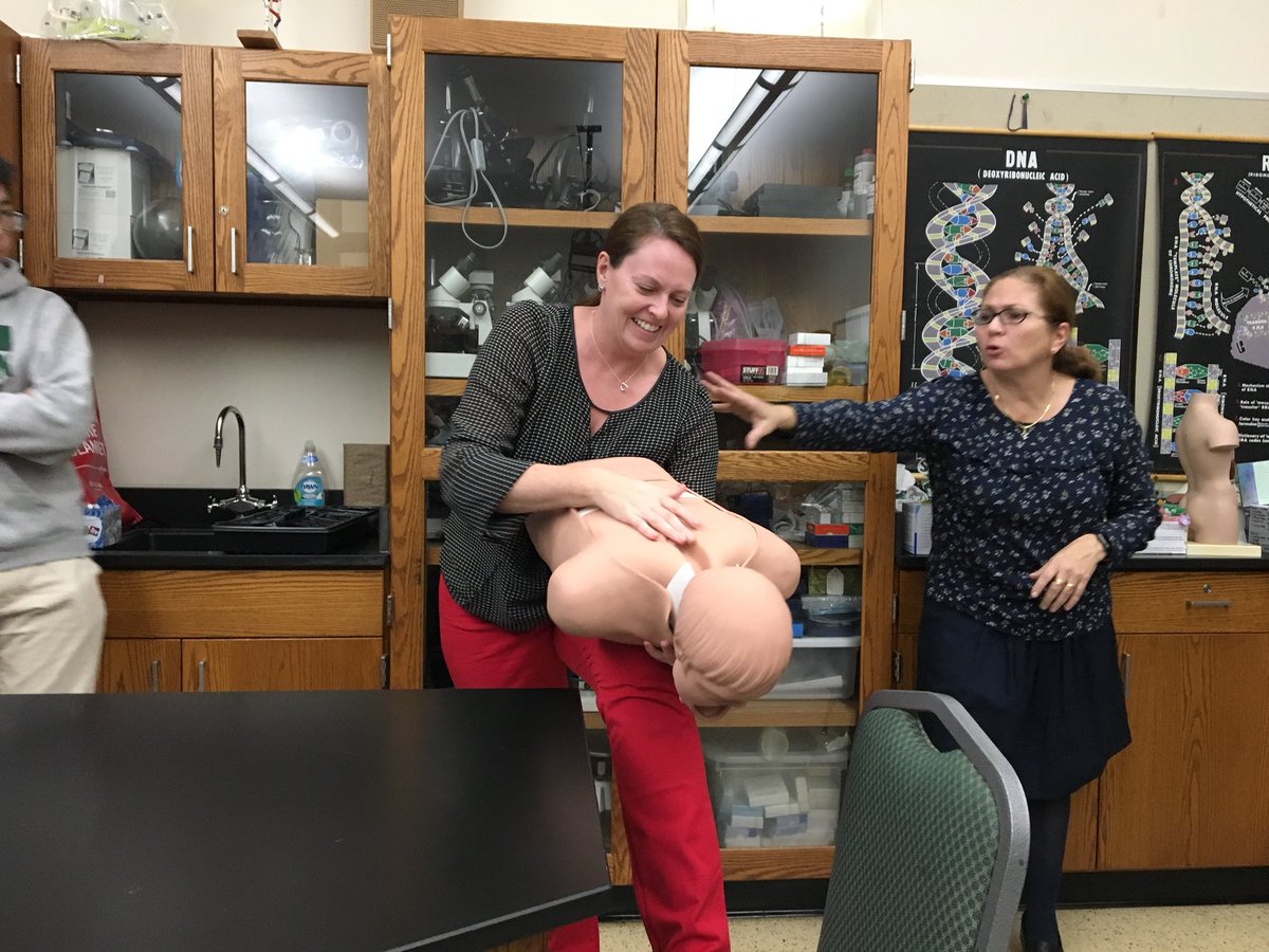 MHSSciClub's tweet photo. Thank you Ms. Clark for teaching us CPR and Heimlich Maneuver today at Science Club! #science #lifeskills https://t.co/7eFgBAZoXx