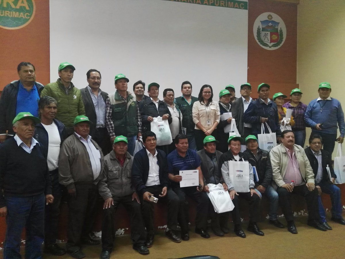 DraApurimac's tweet photo. #MINAGRI en coordinación con #DRAApurímac #FuerzaqueIntegra capacitó a Agencias Agraria sobre Gestión de Información Estadística Agraria los días 27, 28 y 29 de noviembre del 2017, en el Centro de Capacitación "San Antonio" #Abancay #Apurímac. https://t.co/GM1aNVk4ol