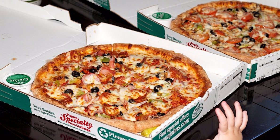WinBitcoins88's tweet photo. 10,000 bitcoins could buy 2 pizzas in 2010 but now worth $100 million - Business Insider https://t.co/SXJ1NMQTwe #pizza #bitcoin https://t.co/vIdUmqMiht