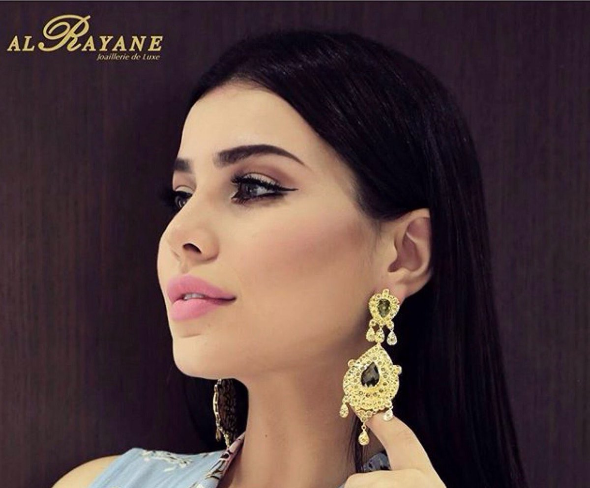 #حنان_الخضر بأجمل المجوهرات
#HananeElKhader
#StaracArabia
#ستار_اكاديمى