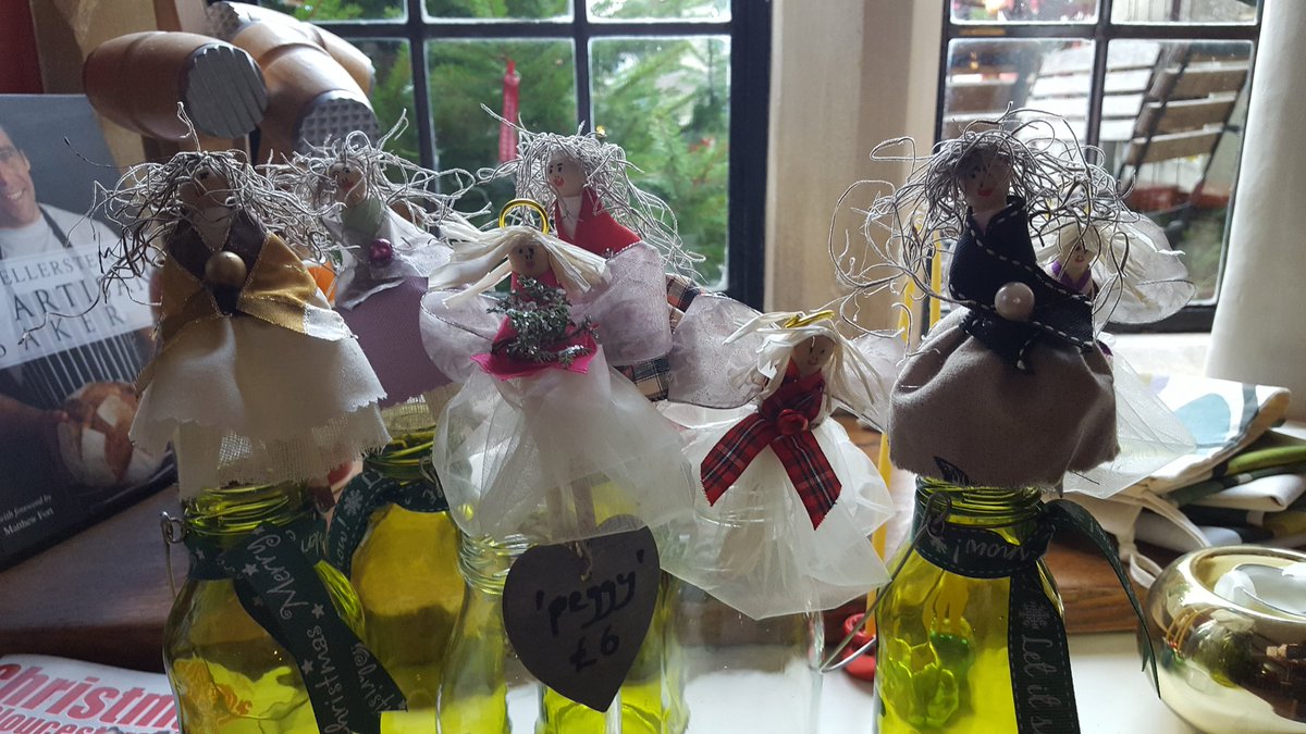 St_Michaels_PW's tweet photo. Getting Our Shop Stocked With More Locally Sourced Produce Which Is Available For You To Buy Or Made Into Hampers For Christmas 🎄🎁🎊🎉🎅 https://t.co/qrVldCaUFj