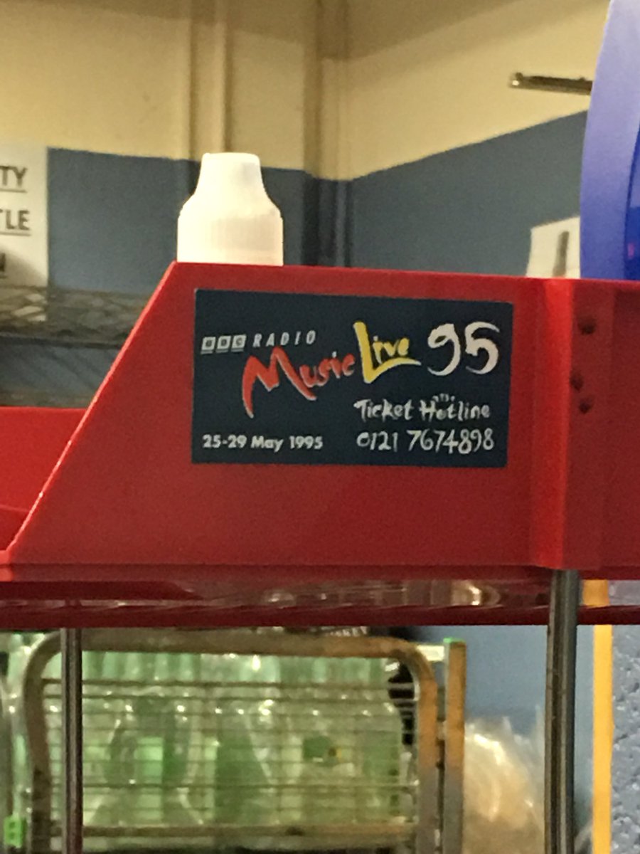BobTopsideShow's tweet photo. That sticker’s been there for a long ass time #1995 #NeverForget https://t.co/2dJYawJnjL