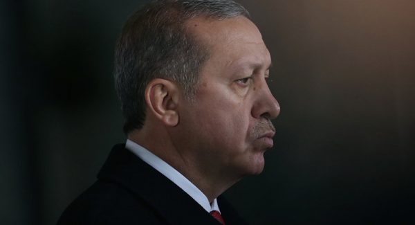 AliCologne's tweet photo. Diesen Despoten geht gerade der Arsch auf Grundeis.

Jeden Tag an dem Reza Zarrab in den USA vor Gericht steht kommt immer mehr Dreck der AKP Regierung ans Licht.

https://t.co/DaGo4yWYPw https://t.co/MuZ8XEp4Z5
