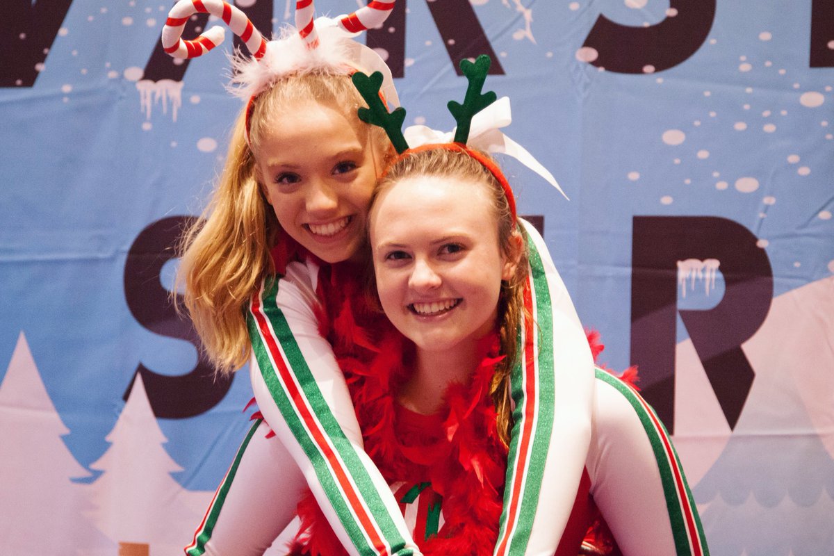 VarsitySpirit's tweet image. The only thing better than being in Disney is being at the #VarsitySpiritSpectacular with your bestie! ✨