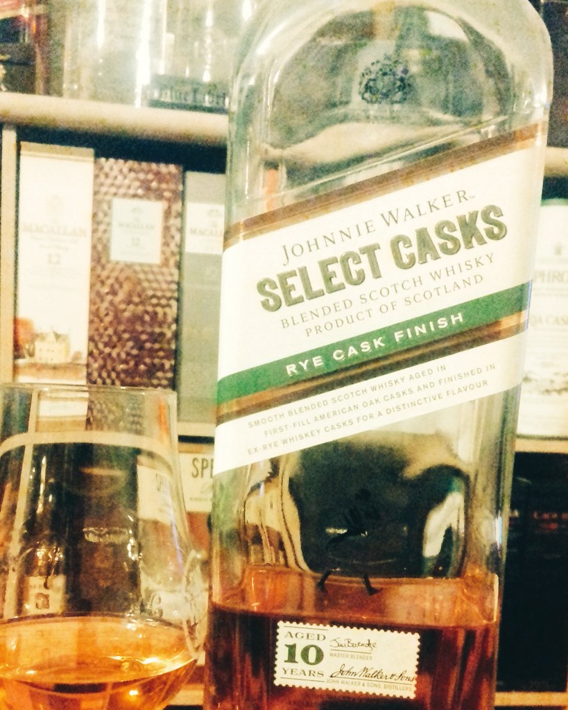 WhiskybossSA's tweet photo. It was a Johnnie Night.
#Whiskyboss_za
#Johnniewalker
#islandgreen
#Bluelable
#selectcask
#thursdaysession https://t.co/POr2Ew8kU7