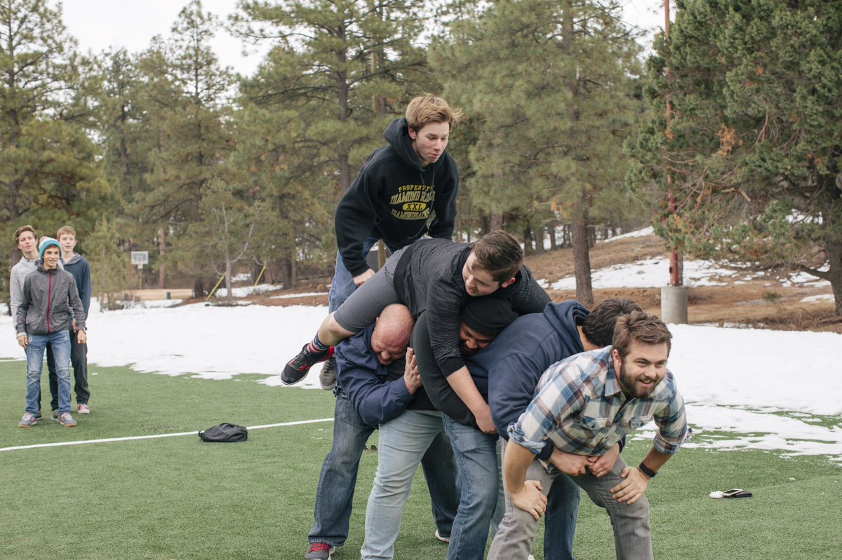 HighlandsSH's tweet photo. You have 3 more days to sign up for camp! If you want to play buck-buck, then camp is the place for you!
•
Visit https://t.co/lIpLlA2SS9 to sign up! https://t.co/WD0OFNif5J