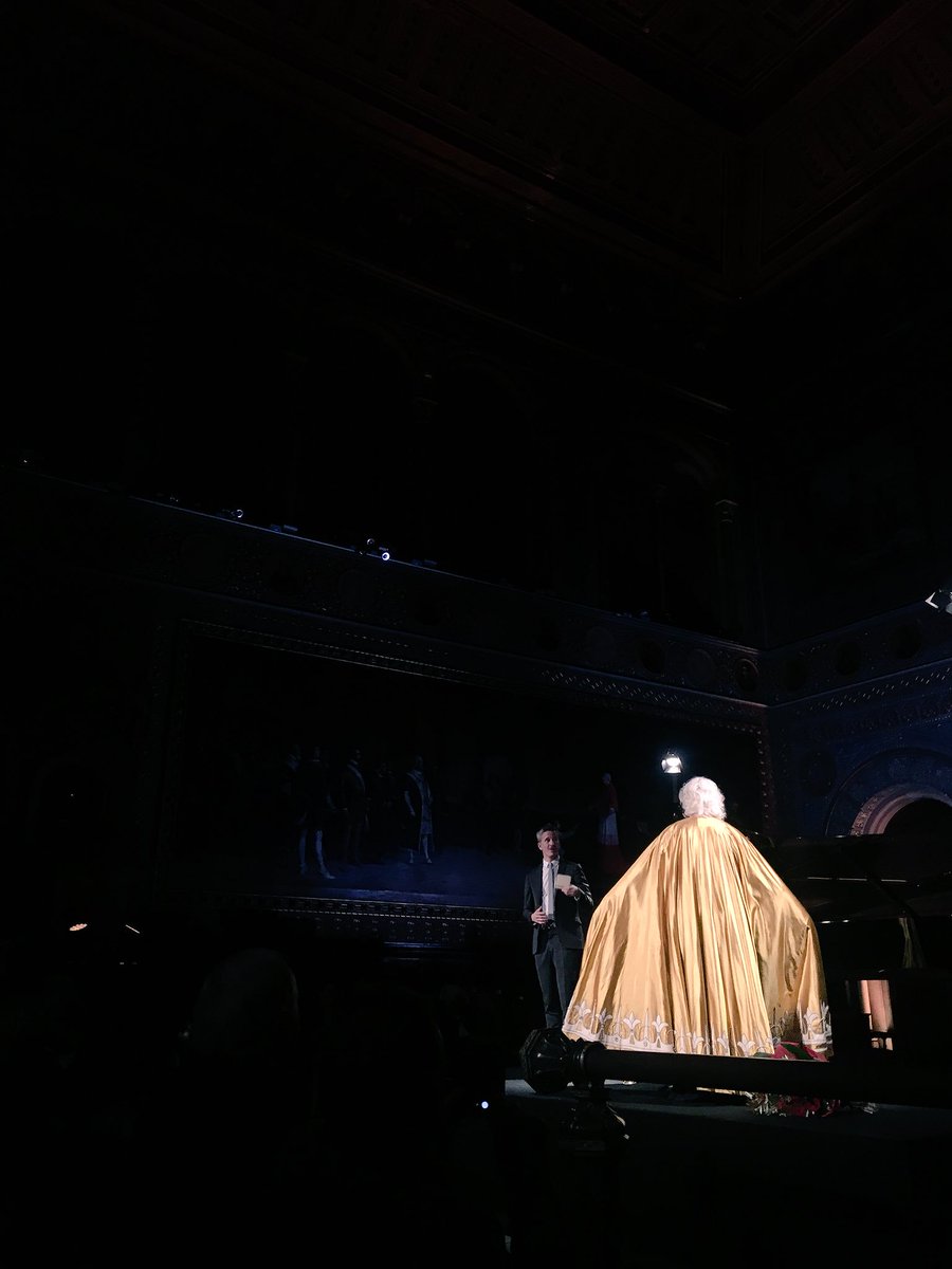 JordiMadd's tweet photo. La opulencia vocal de #Theorin arrasa en una #Liederabend donde #Wagner y #Sibelius eclipsaron a #Wolf El guiño final de salir y cantar #bis Elisabeth de #Tannhäuser con la capa AMARILLA q llevó Victoria de Los Ángeles en @WagnerFestival ha enloquecido al público @PlateaMagazine https://t.co/laMliC9Rca