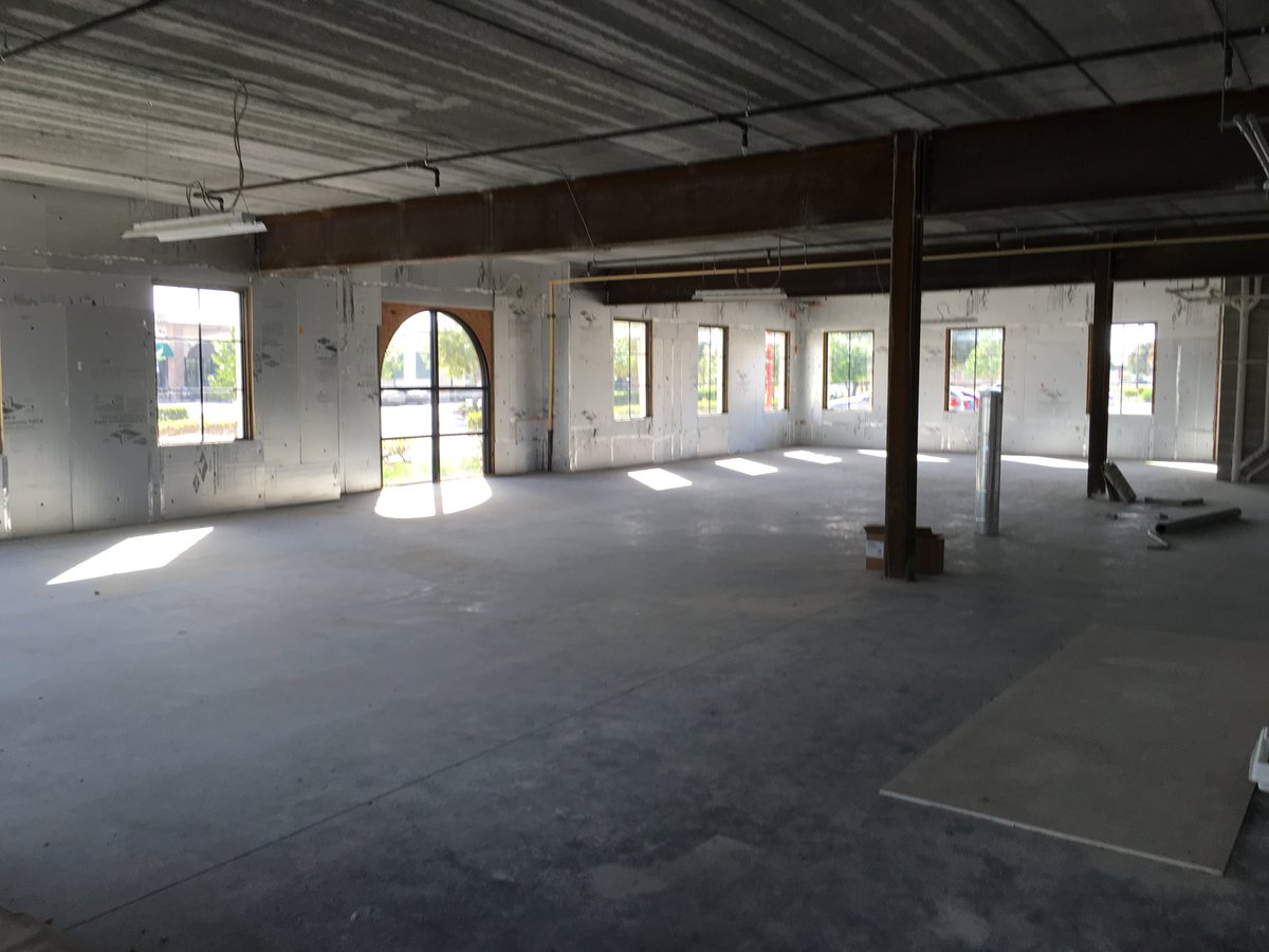 CrandallCommGrp's tweet photo. #ForSale or #Lease in #CapeCoral #Florida: 3 #Greyshell suites ready for immediate build out to your specifications! Great location right on #DelPradoBlvd. Call 239-221-8481 for more information! https://t.co/nIUp9PvHhL