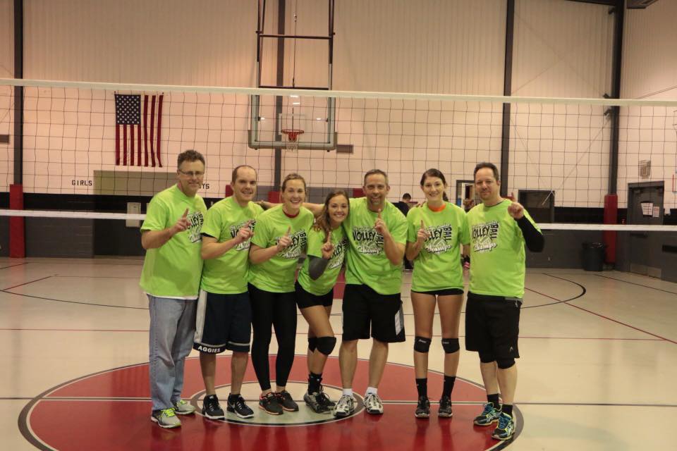 StCRecCenter's tweet image. coed indoor volleyball signups are live! Sign up today! Season will start in Jan and be on Sunday evenings!