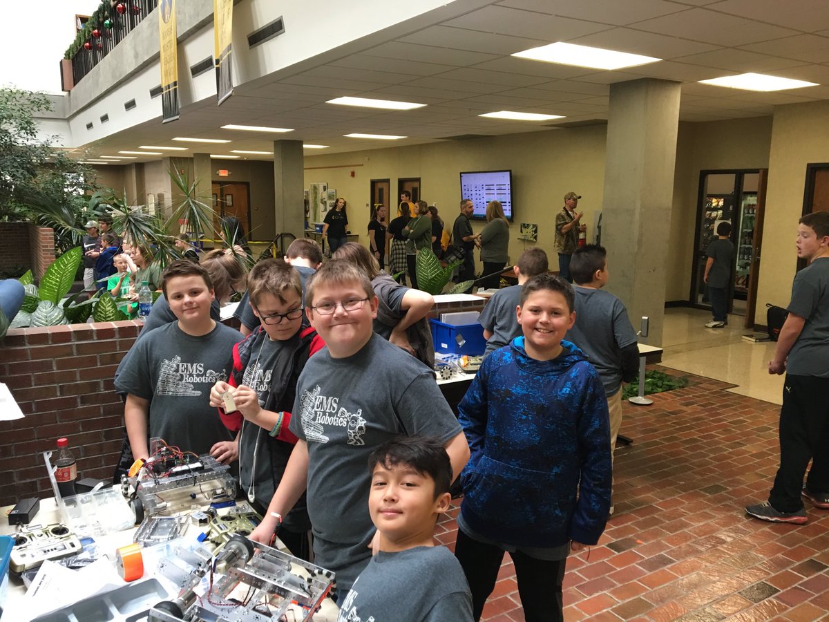 schildscience's tweet photo. At the ESU Tetrix Robotics Competition with our Emporia Middle School teams. Go Jr Spartans! #EmporiaProud https://t.co/xJgnAFdki1