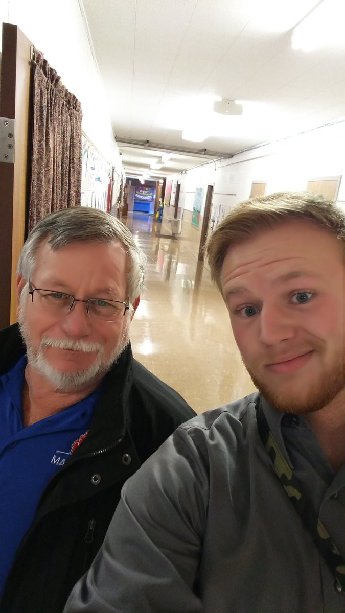 SyarAustin's tweet image. Here&apos;s to just some of the many awesome guys in our building! 
#malerolemodels 
#Movember2017 
@Edgewood_ES