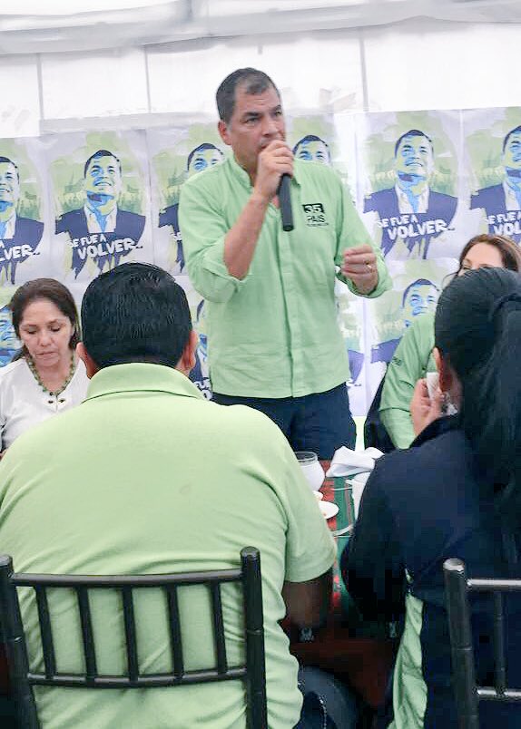 marcelaguinaga's tweet photo. Participamos en almuerzo popular y encuentro de la militancia @35PAIS de #Guayllabamba, norte de #Pichincha, junto al compañero y líder @MashiRafael. ¡#RafaelEsRevolución! https://t.co/AxCUW9vHSX