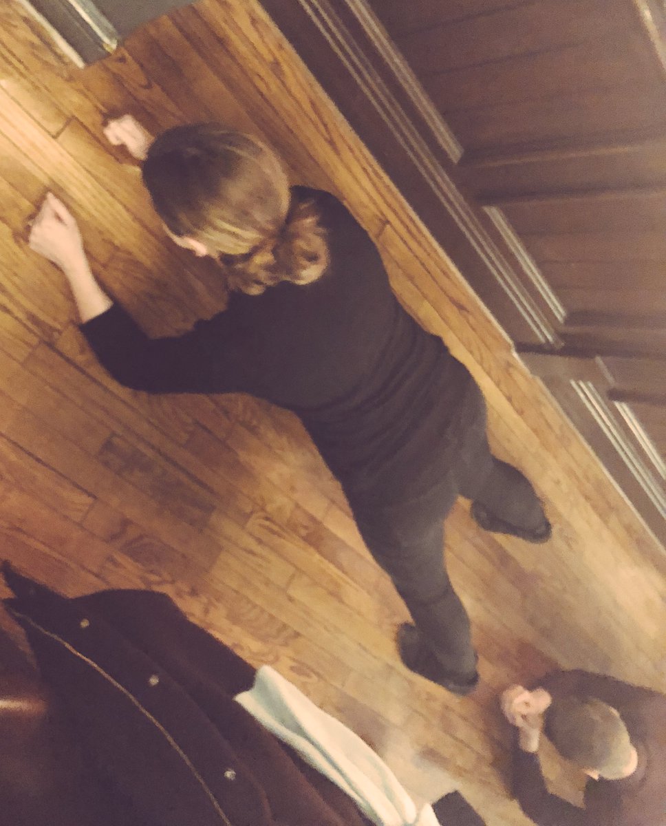 emily_m22's tweet image. When your work Xmas quiz involves a plank off 😂 @ShoulderDocUK thanks for a great night 👍 4mins no match for the incredible Jaya! #physiosaresuchjocks #plankoff