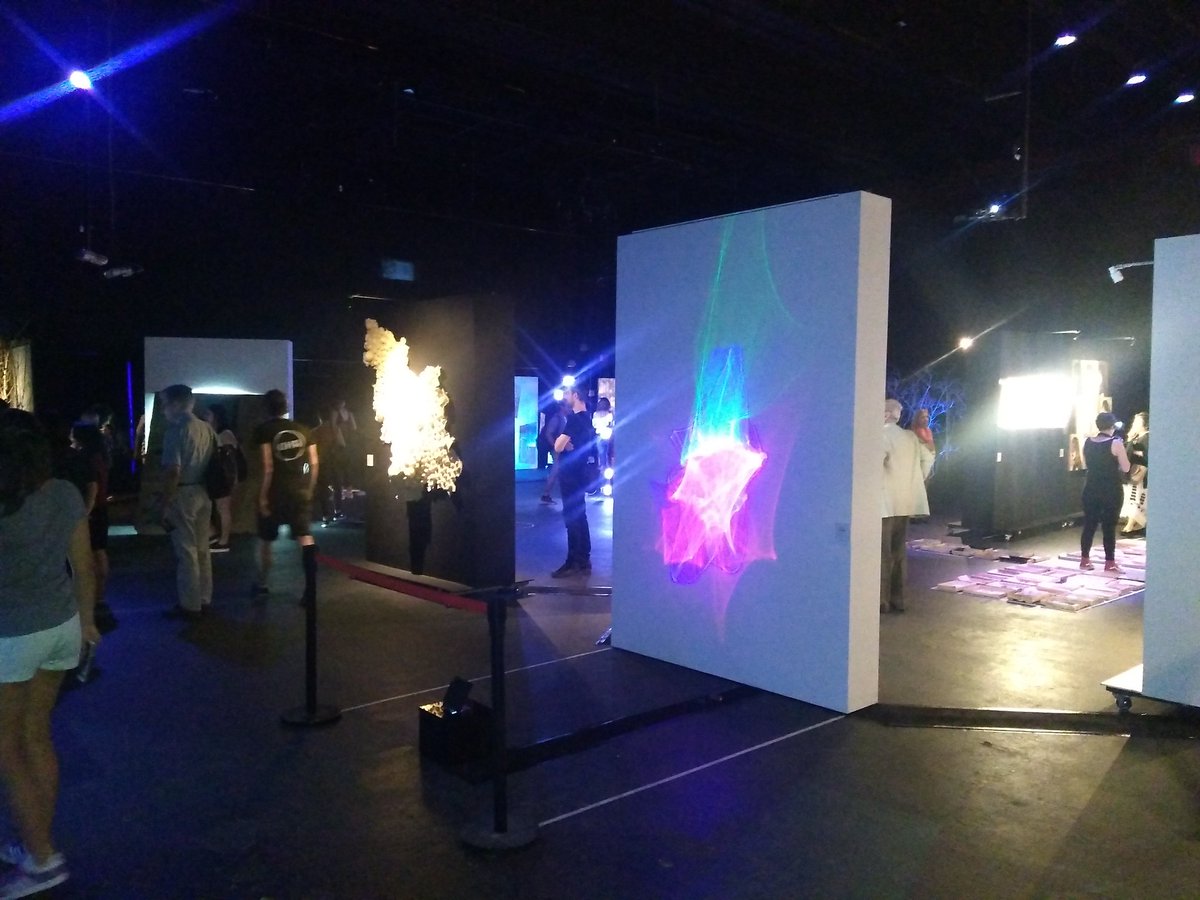 SgroDamian's tweet photo. El Centro Cultural San Martín se llenó de vida... Sintiendo respirar arte... Arte, Arte, Arte... Muy buena la muestra!!!
#fauna2017
#elculturalsanmartin https://t.co/tr3kl5IFjN