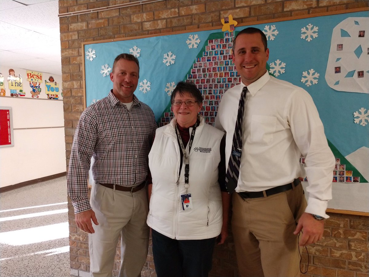 PineviewPaws's tweet photo. Wishing Mrs. Benish an enjoyable and relaxing retirement. Thanks for everything! #Reedsburgpride https://t.co/3GtXfrDSvD
