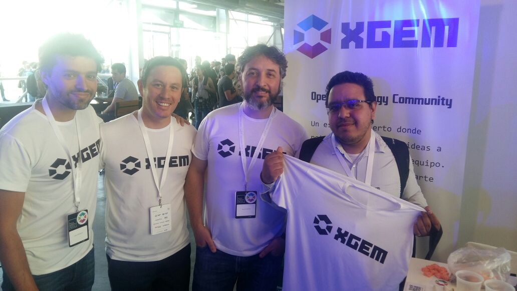 xGemIT's tweet photo. #xgemfullstack primer ganador que pasa a buscar su regalito. https://t.co/g5cnQyRozf