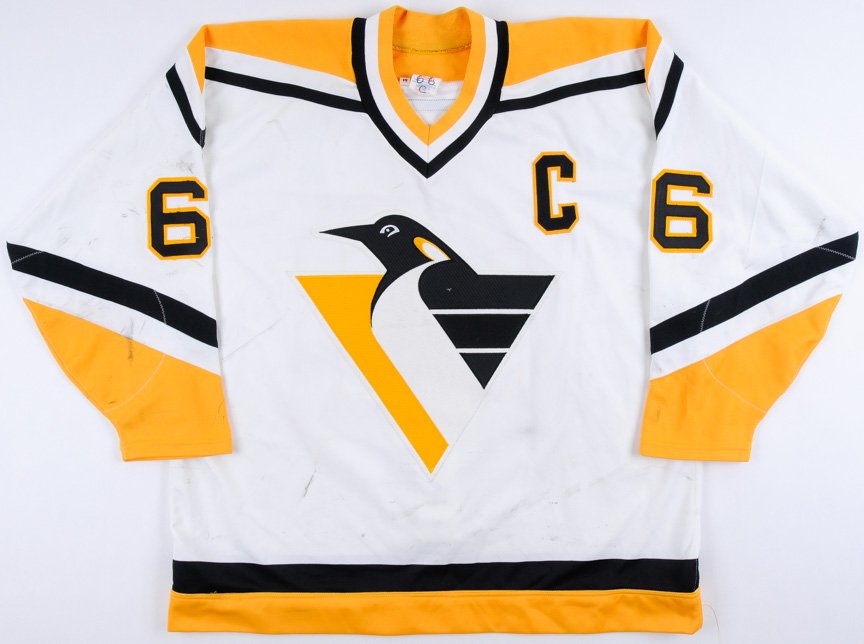 GameWornAuction's tweet photo. Fall 2017 Auction Highlights: Final Day!

Mario Lemieux 1993-94 Pittsburgh Penguins Game Worn Jersey
Photo Matched!

https://t.co/qZQQNv2L9O 

Auction Closes November 30, 2017 - Final Day to Bid!

#NHL #Hockey #PittsburghPenguins #HHOF #LeMagnifique https://t.co/MPhrgbu439