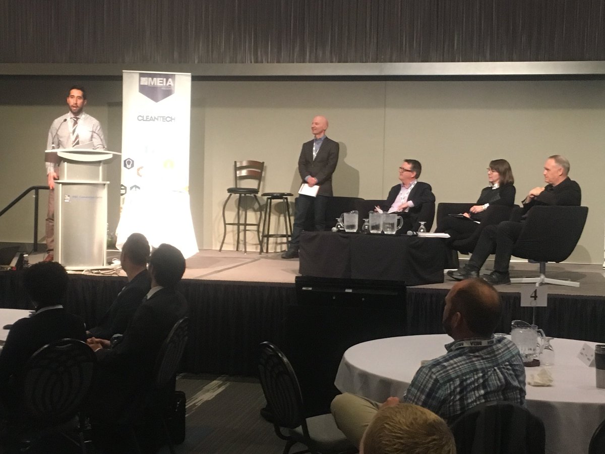 MEIAmb's tweet photo. Green Dragons’ Lair Pitch Competition is on! Entrepreneurs pitch their Cleantech innovations to a panel of judges #Cleantech2017 https://t.co/AibwnU16xS